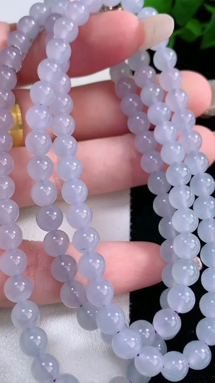 天然A货翡翠紫罗兰圆珠项链，尺寸5.8-108颗，重量:40.95g
2月2日