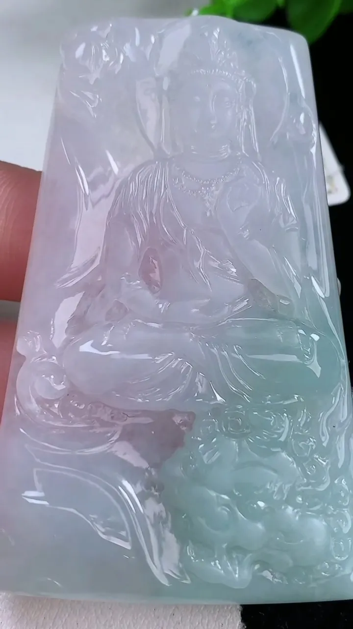 天然A货翡翠文殊菩萨吊坠，尺寸65-40.7-5，重量:31.08g
2月3日