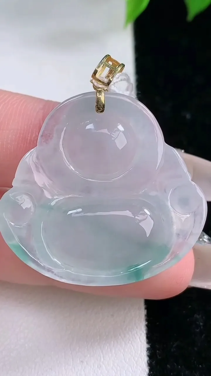 天然A货翡翠种飘花佛公吊坠，尺寸29.5-31.5-7，重量:9.18g
2月3日