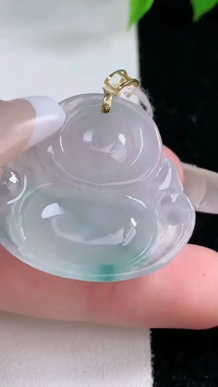 天然A货翡翠种飘花佛公吊坠，尺寸29.5-31.5-7，重量:9.18g
2月3日