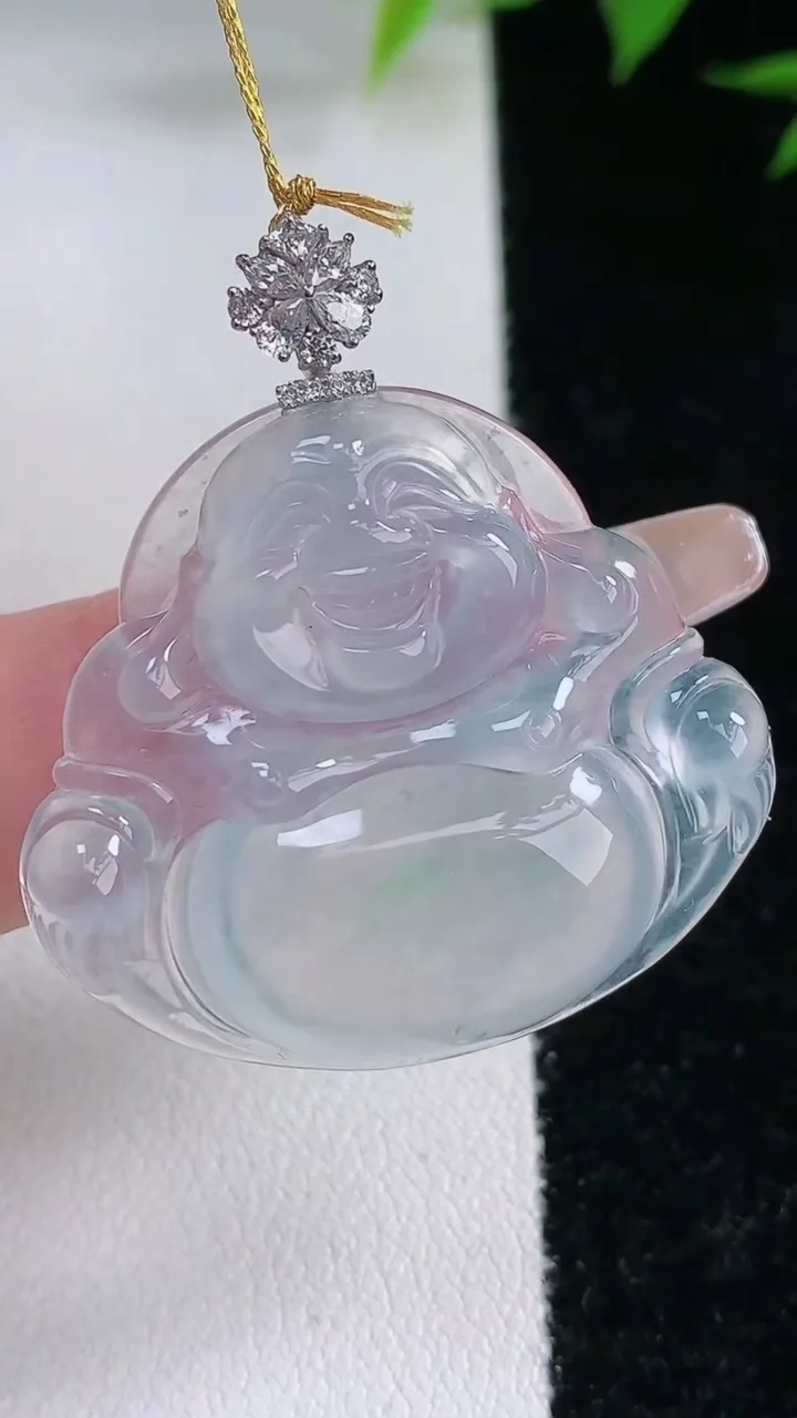 天然A货翡翠佛公吊坠，尺寸29-32.5-5.6，重量:8.48g
2月3日