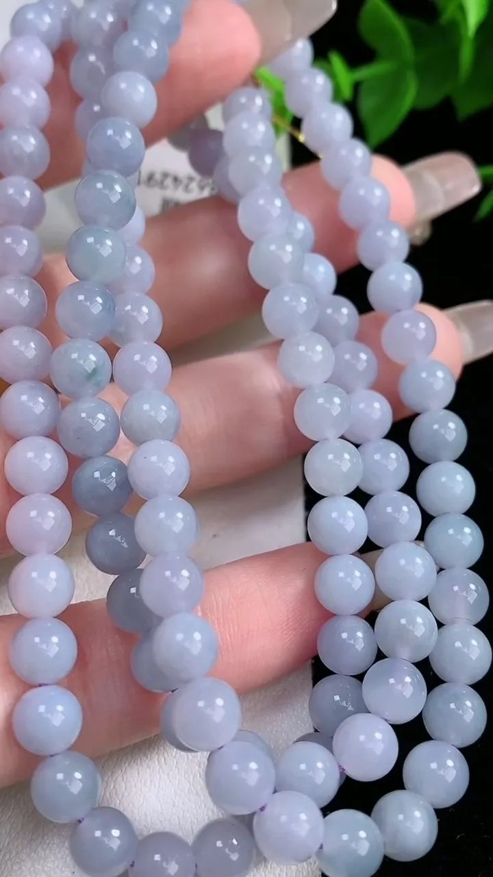 天然A货翡翠紫罗兰圆珠项链，尺寸5.8-108颗，重量:43.10g
2月3日