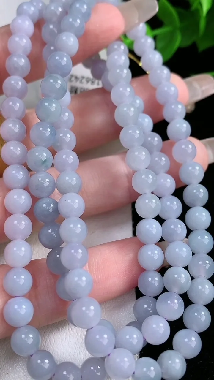 天然A货翡翠紫罗兰圆珠项链，尺寸5.8-108颗，重量:43.10g
2月3日