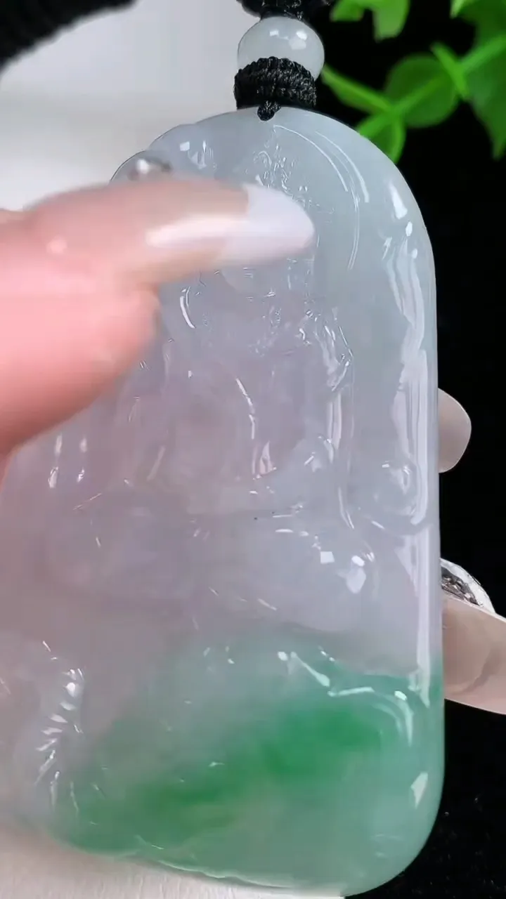 天然A货翡翠普贤菩萨吊坠，尺寸57-37.4-6.6，重量:32.96g
2月4日