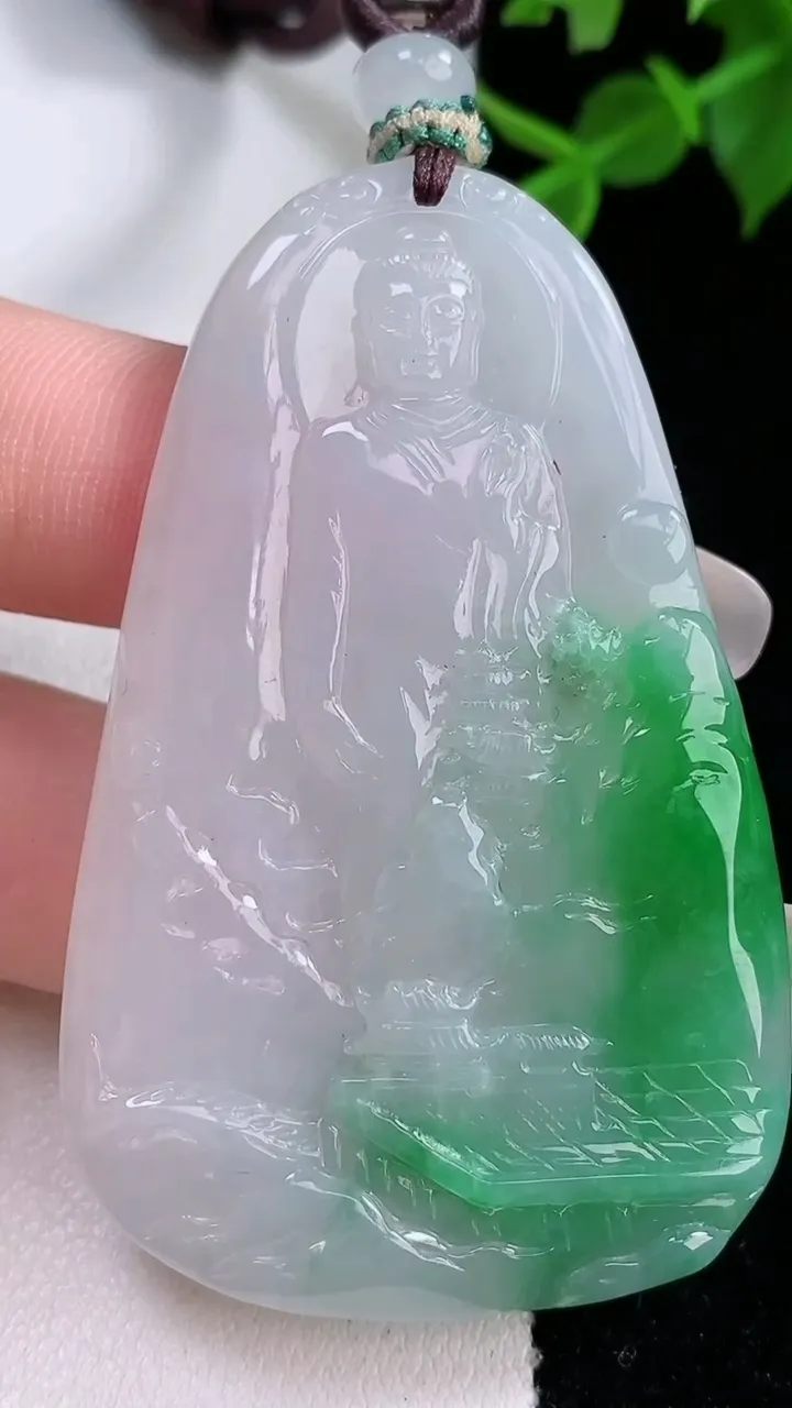 天然A货翡翠山水观音菩萨吊坠，尺寸57.2-36.5-4.7，重量:27.12g
2月4日