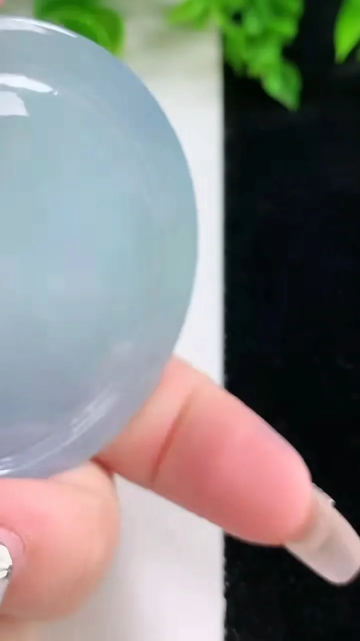 天然A货翡翠牌吊坠，尺寸56-56-7.5，重:48.83g
2月4日