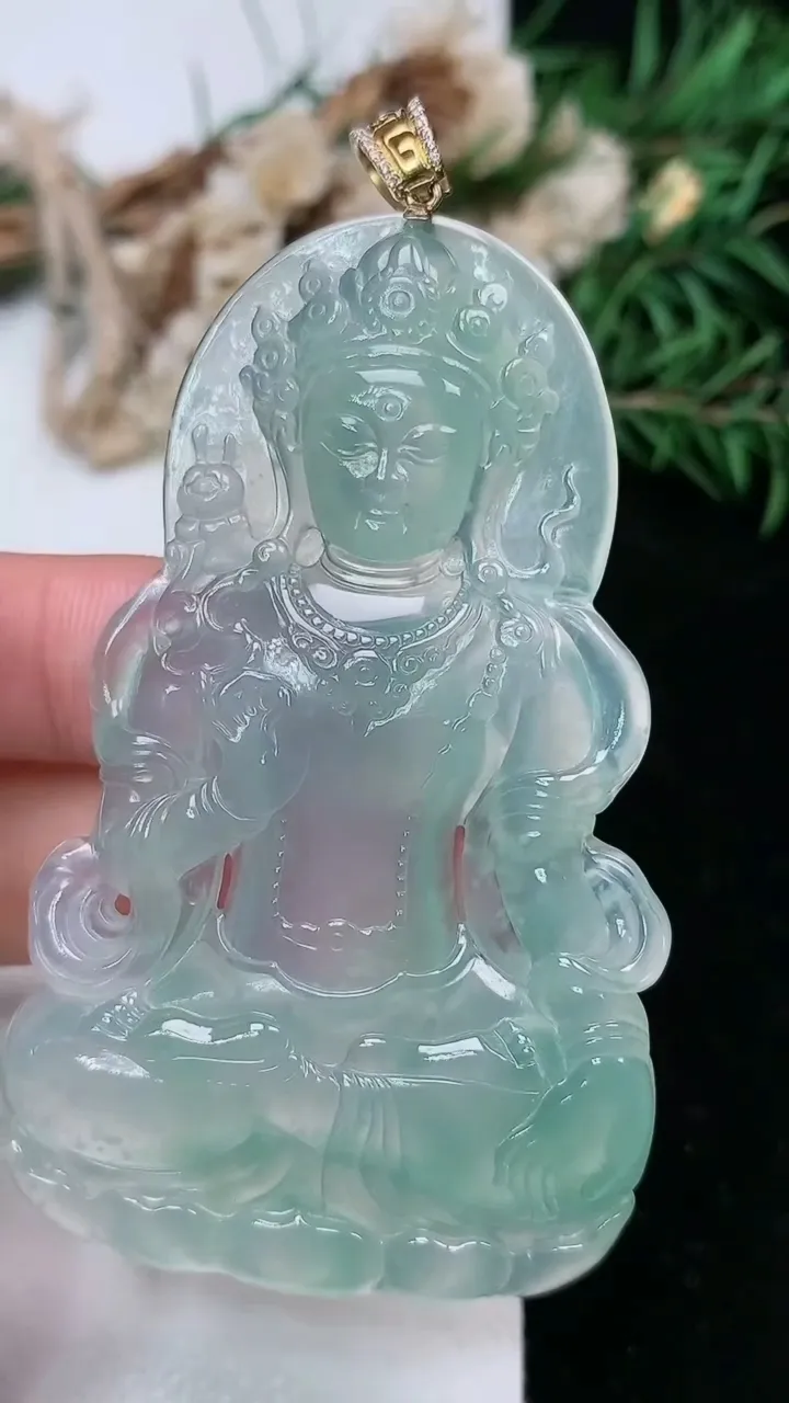 天然A货翡翠度母吊坠，尺寸67.5-40.9-5.6，重量:27.14g
2月5日