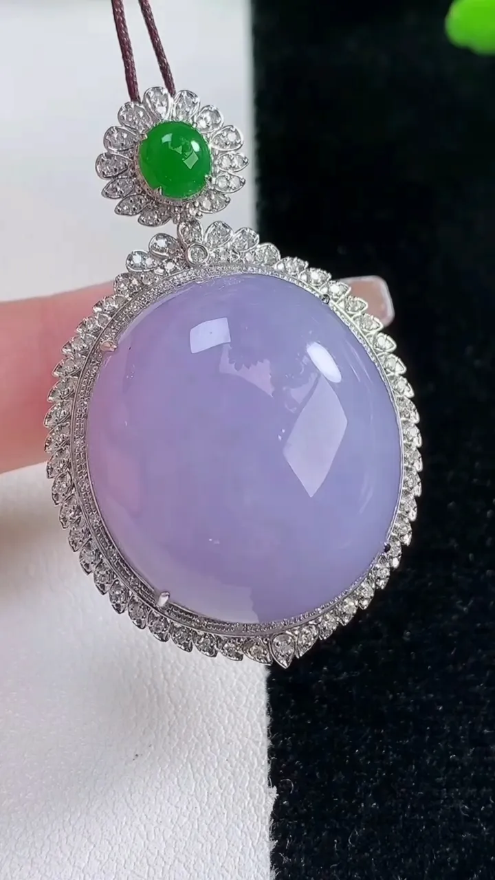 天然A货翡翠18K金紫罗兰蛋面吊坠，尺寸44.4-28.7-18，裸石25.3-22.3重量:20.