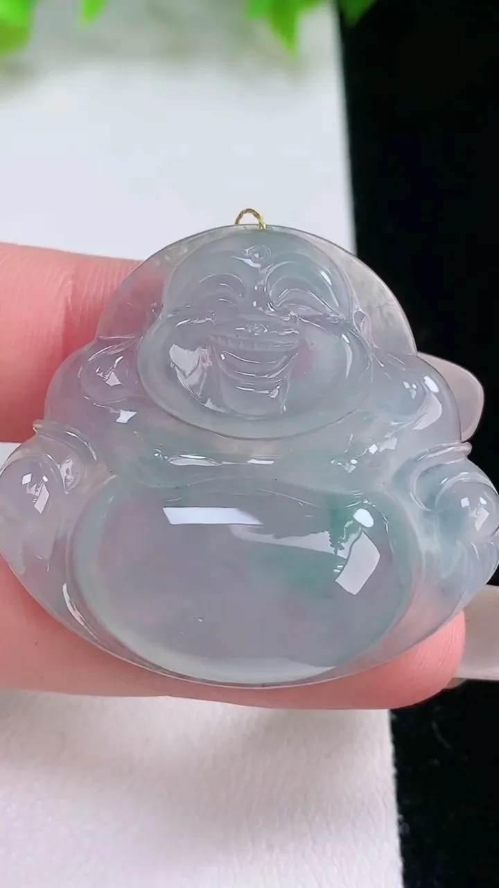 天然A货翡翠种飘花佛公吊坠，尺寸34.8-38-8，重量:16.03g
2月5日