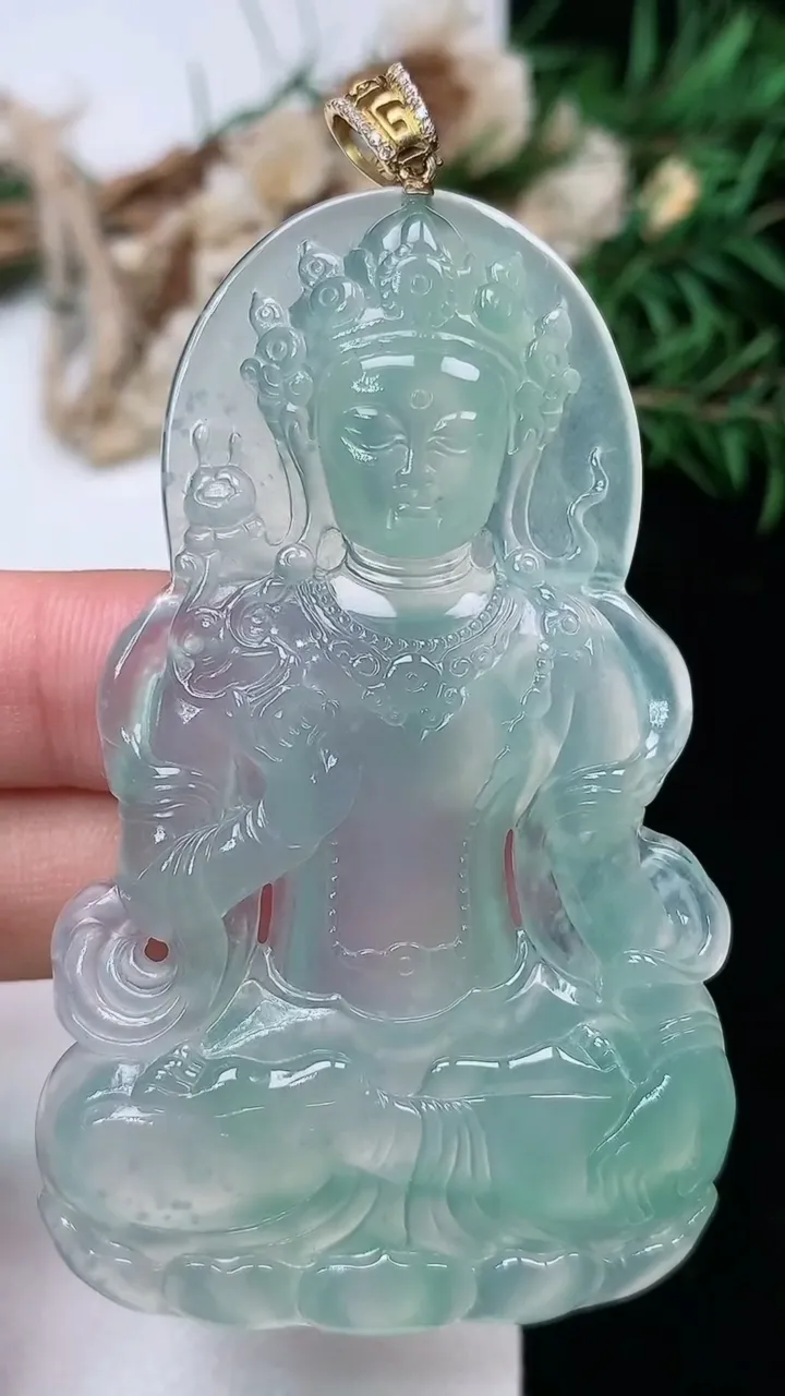 天然A货翡翠度母吊坠，尺寸67.5-40.9-5.6，重量:27.14g
2月5日