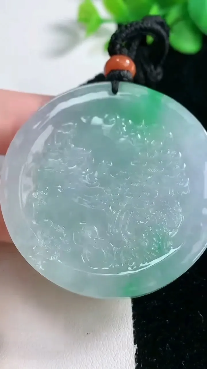 天然A货翡翠山水牌吊坠，尺寸50.8-10.6，重量:60.48g
2月5日