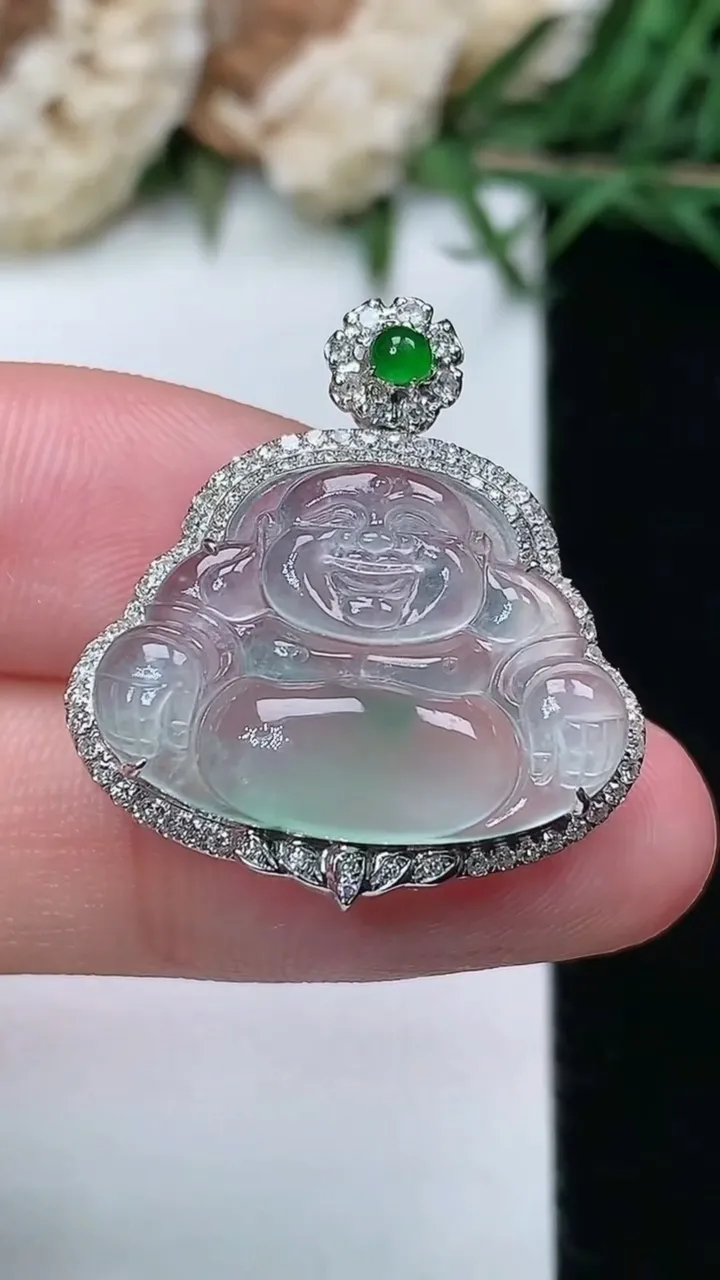 天然A货翡翠佛公吊坠，尺寸26-23.6-7.9
2月5日