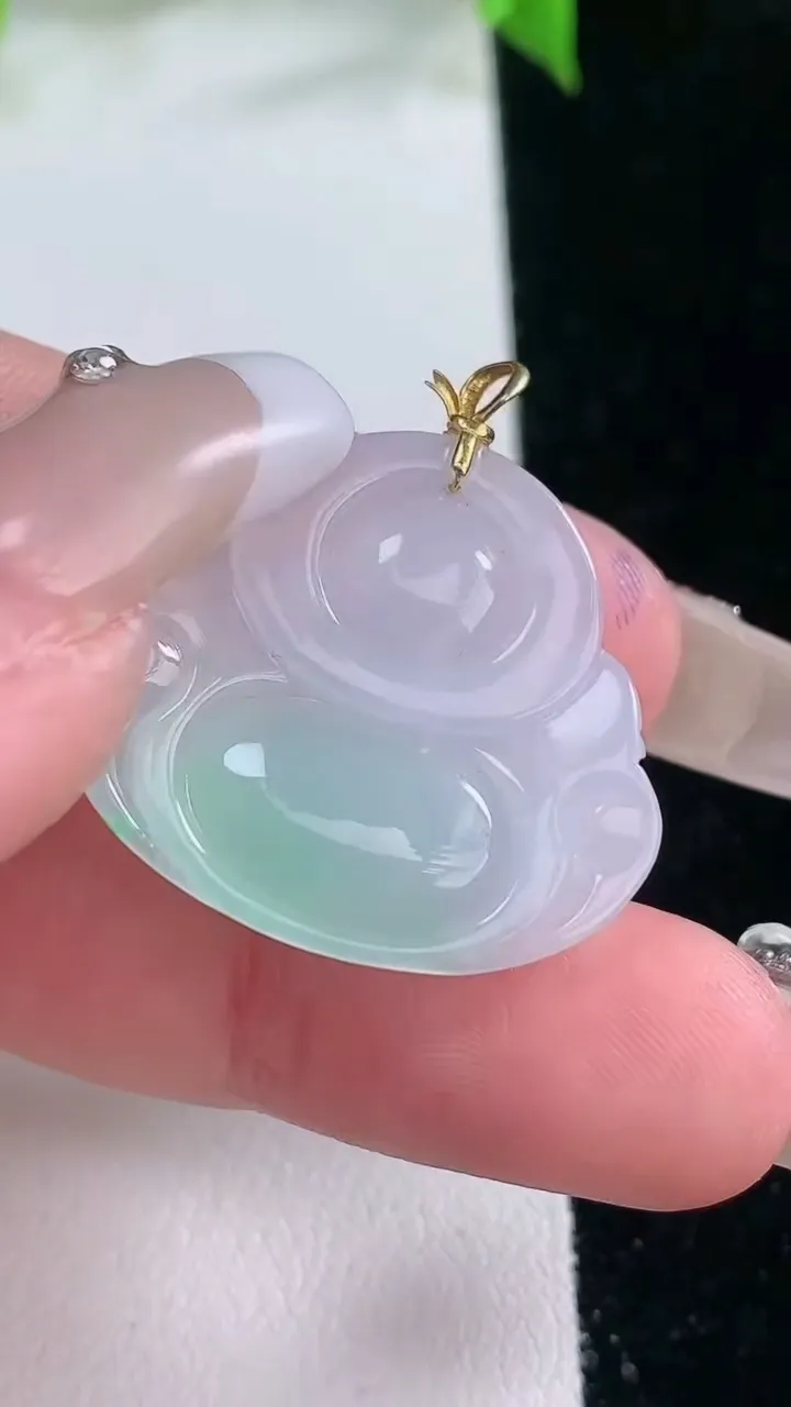 天然A货翡翠佛公吊坠，尺寸23-26-5，重量:4.47g
2月5日