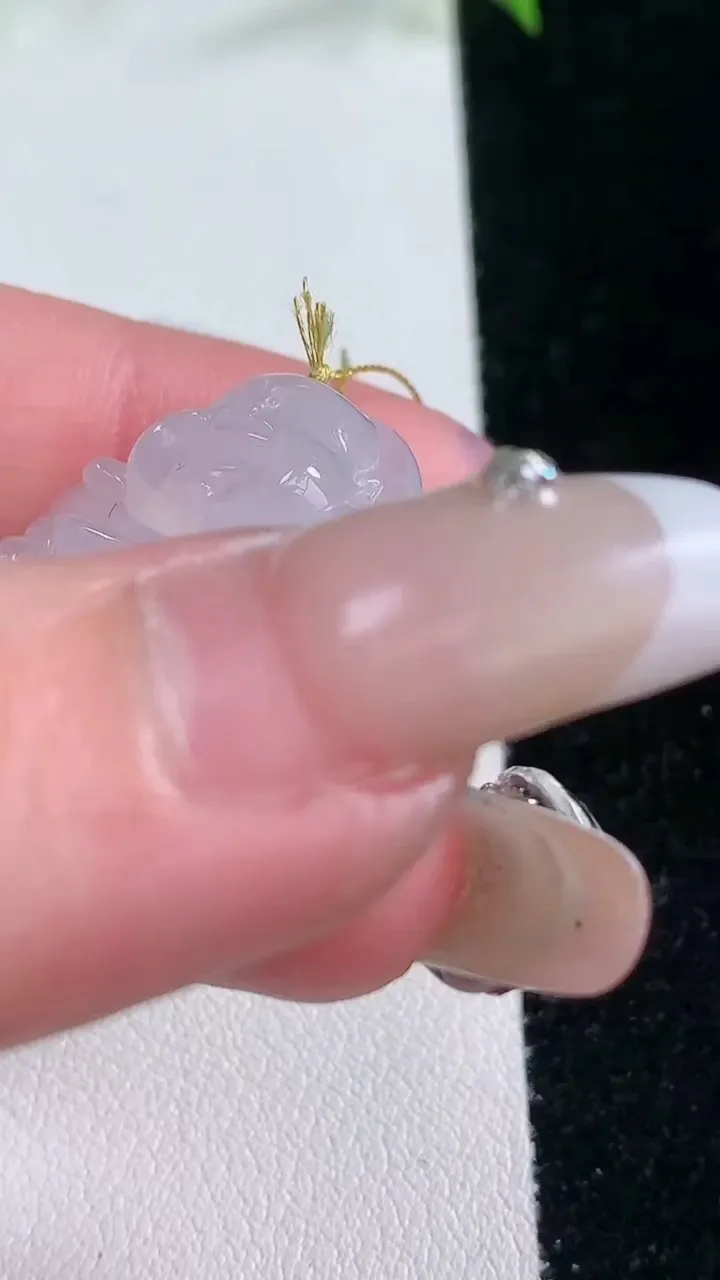 天然A货翡翠佛公吊坠，尺寸26.5-27.5-6.2，重量:6.96g
2月5日