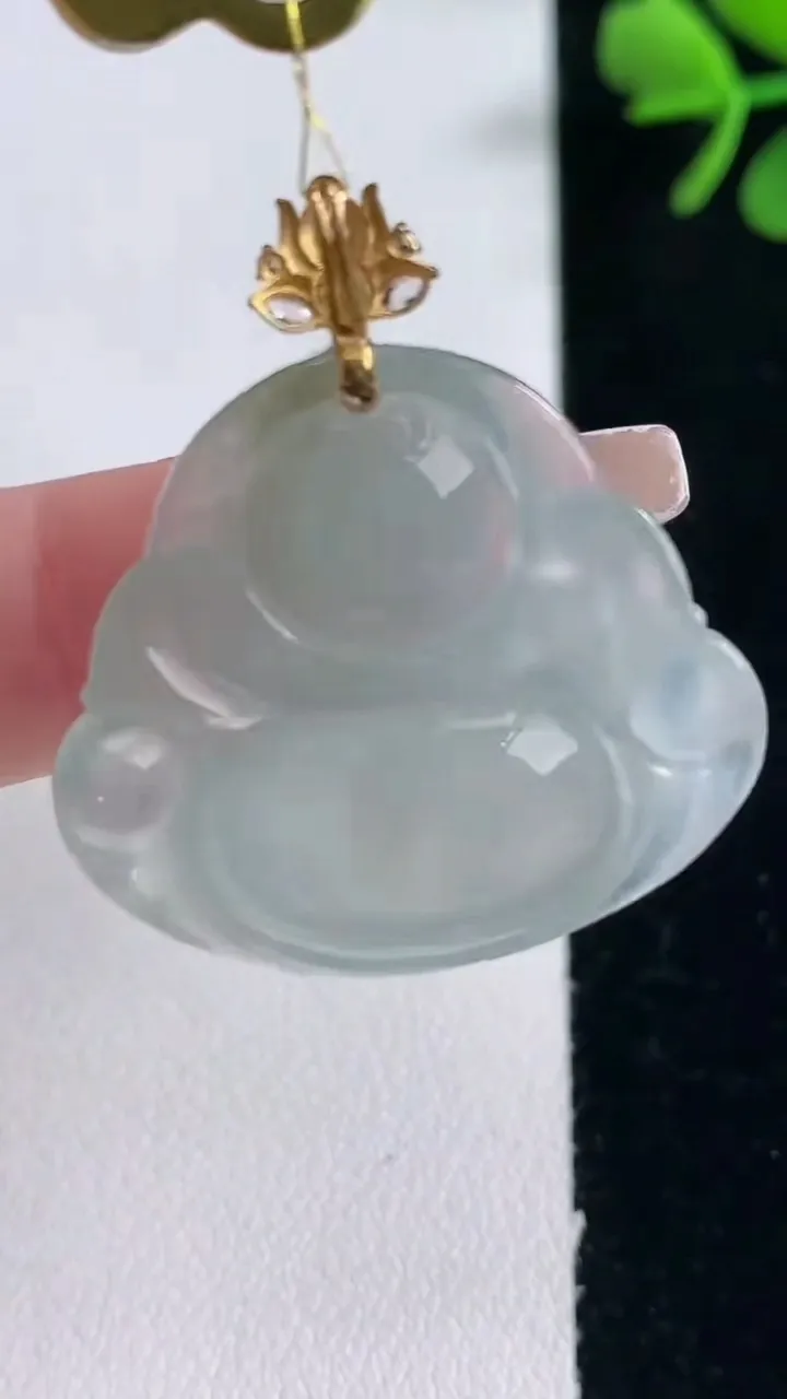 天然A货翡翠佛公吊坠，尺寸27-29.8-6.7，重量:8.72g
2月5日