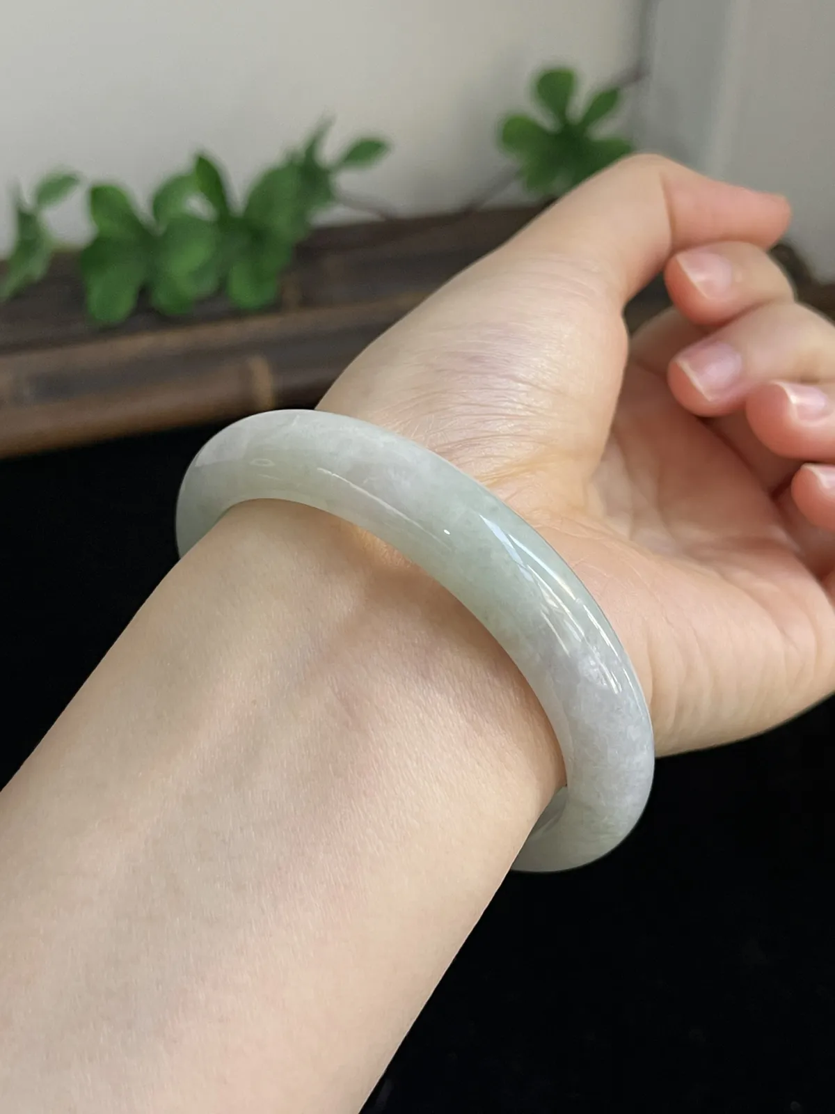 正圈57.7圈口，翡翠手镯