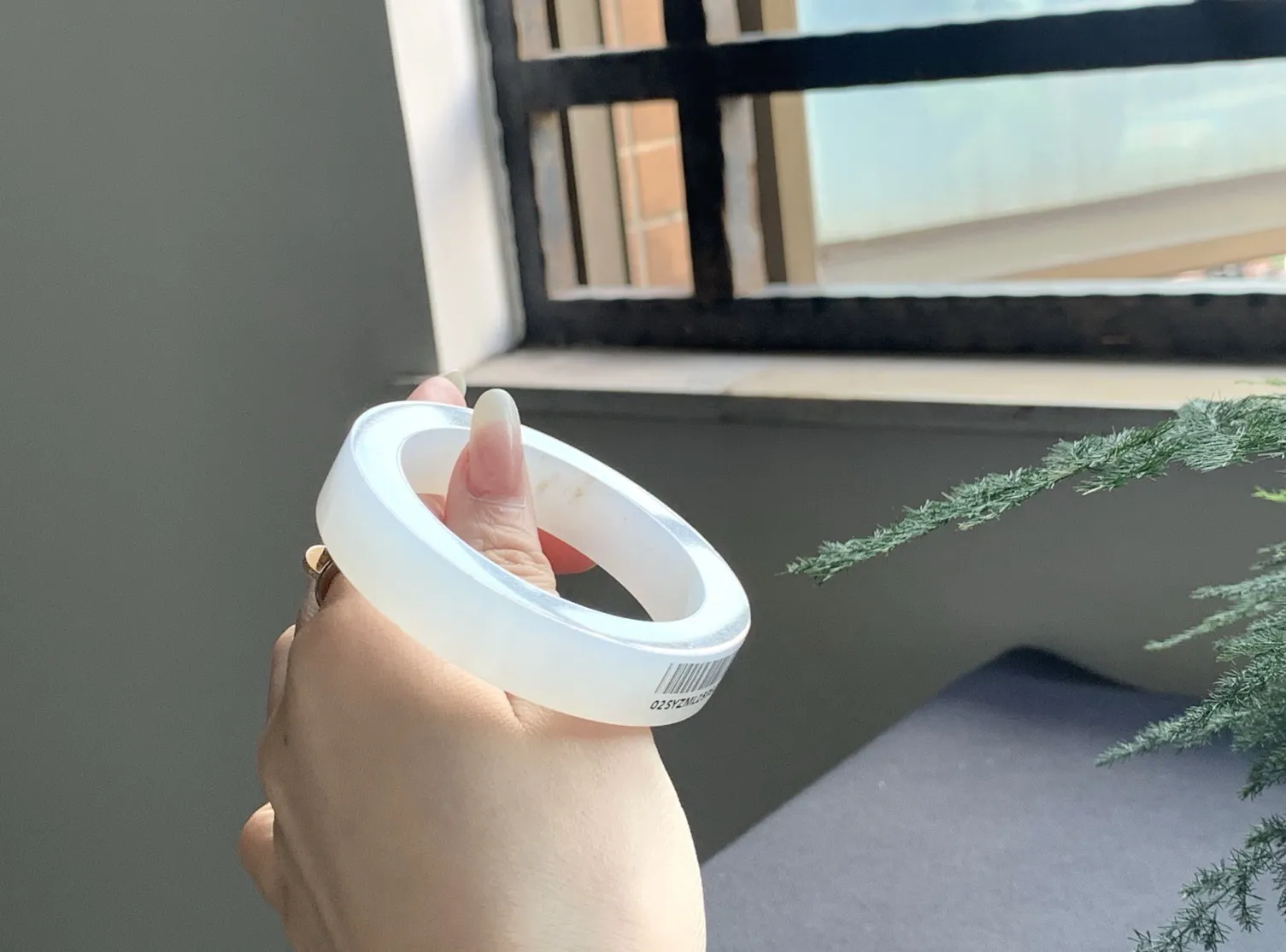 【冰白月光洒金】