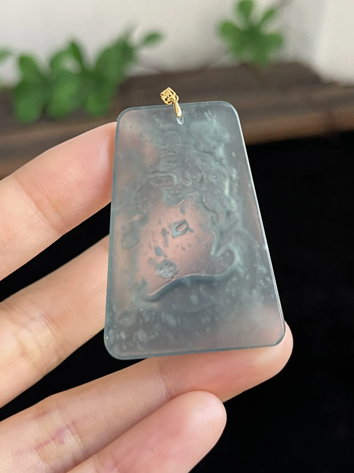 翡翠吊坠，印记：G18K