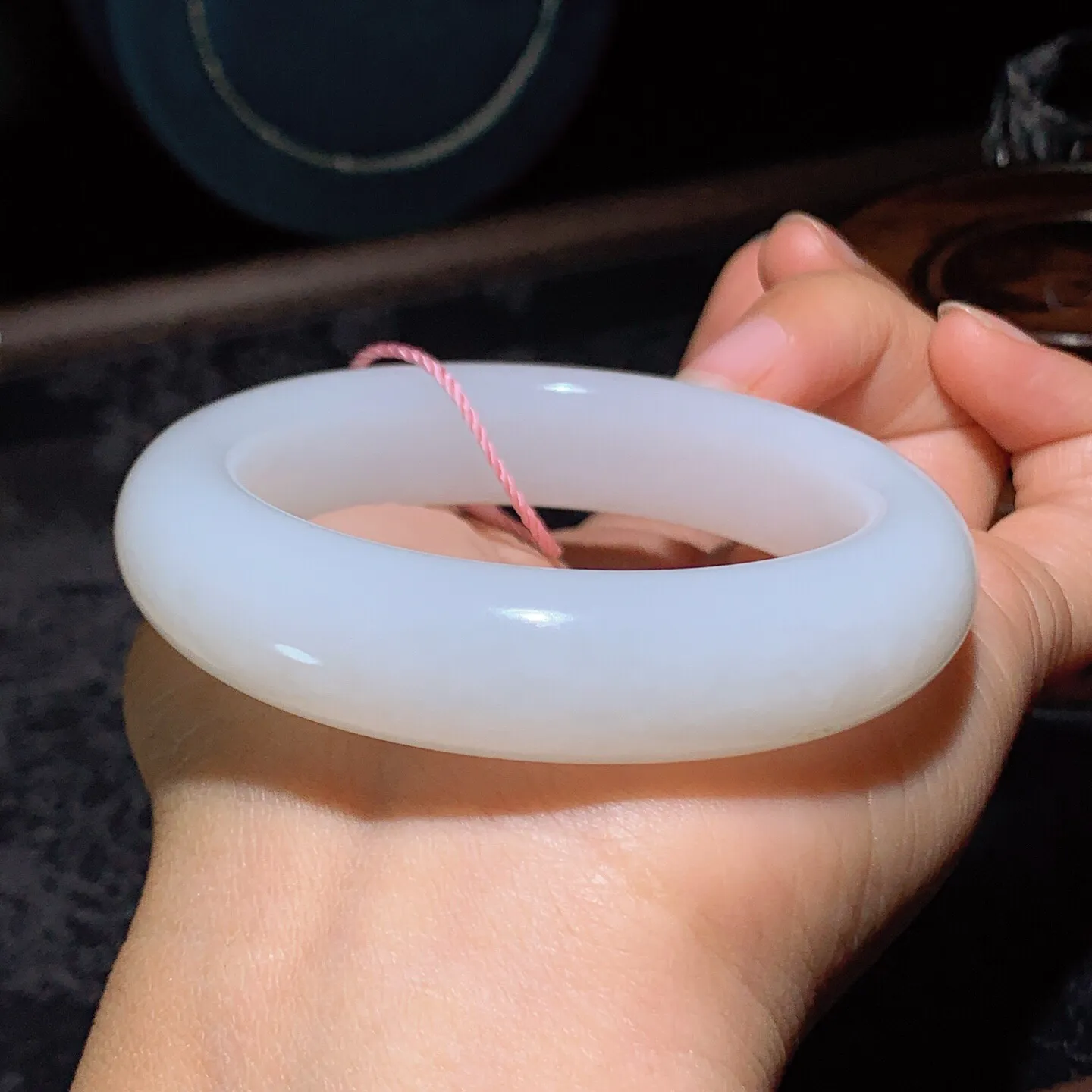 宽版手镯和田白玉羊脂60手镯60圈口宽16无裂无杂特细腻 细腻油润 配戴魅力十足