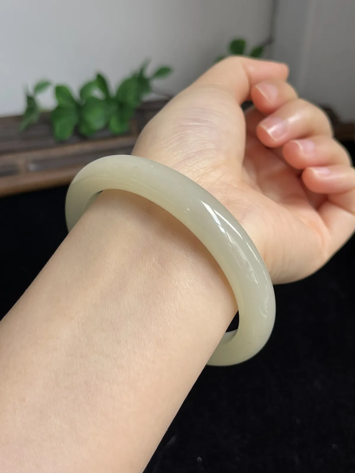 正圈61圈口，和田玉手镯