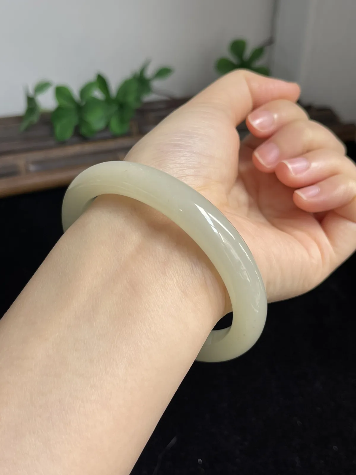 正圈61圈口，和田玉手镯