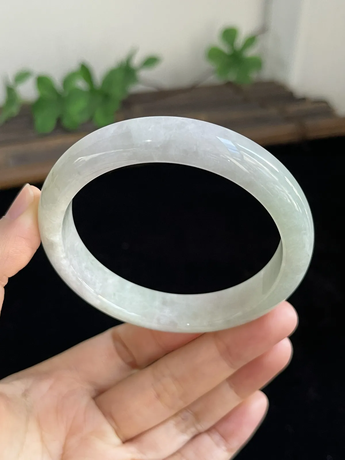 正圈57.7圈口，翡翠手镯