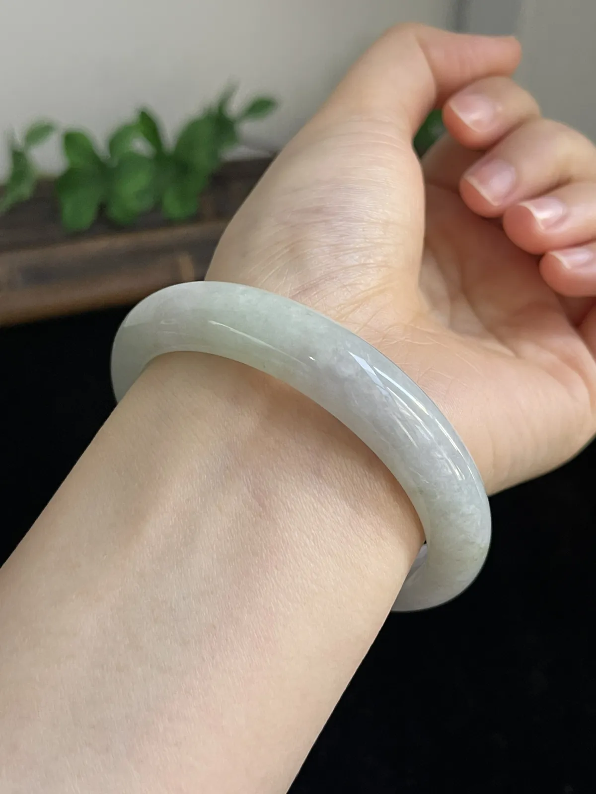 正圈57.7圈口，翡翠手镯