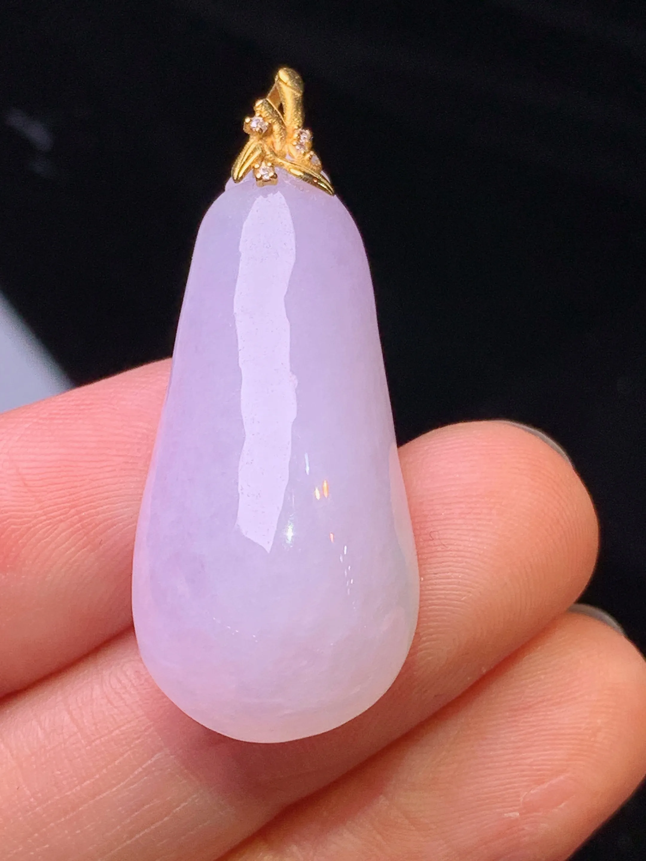 18k金钻镶嵌紫罗兰福瓜吊坠 玉质细腻 色泽清新艳丽 整体尺寸37.7*15*10