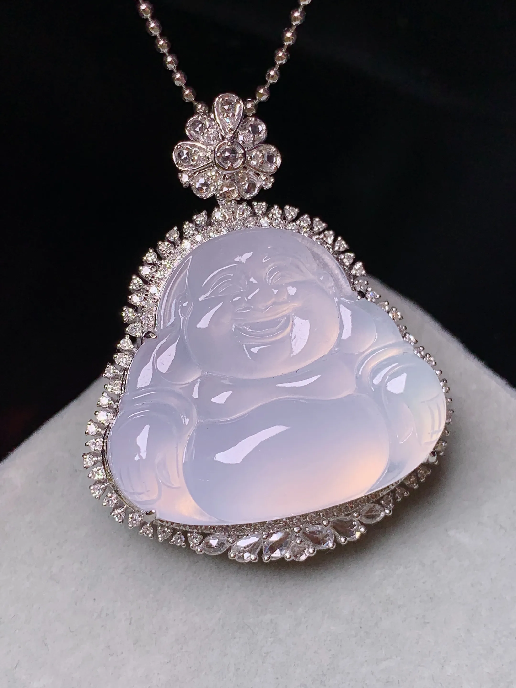 18k金钻镶嵌冰种佛公吊坠 玉质细腻 色泽艳丽清新 整体尺寸36.2*29.2*12.5