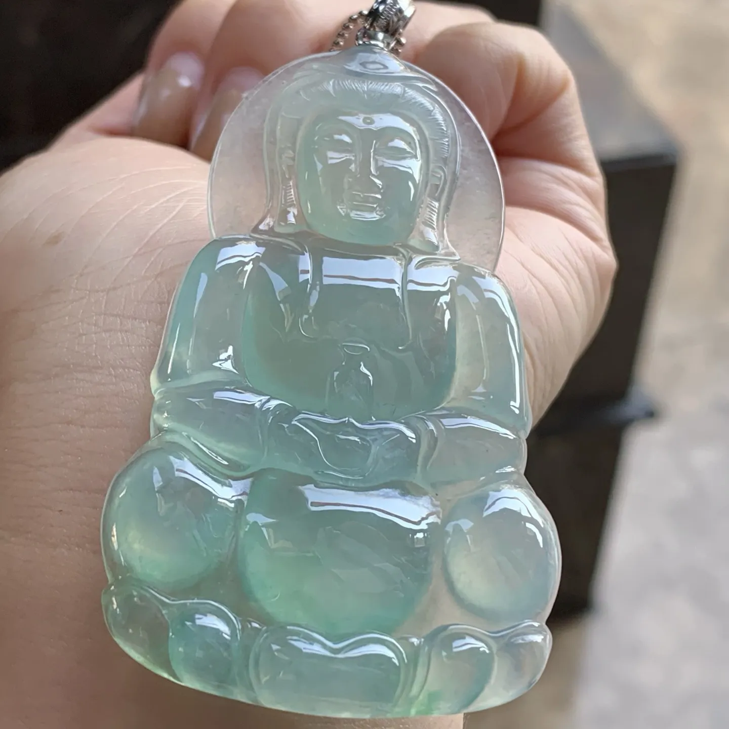 冰晴观音
底色漂亮 大气