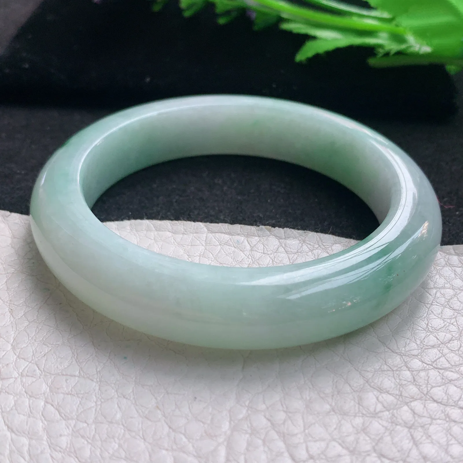 nr实拍55.5*12.5*10缅甸翡翠a货玉手镯飘花正圈平安镯宽版玉手环