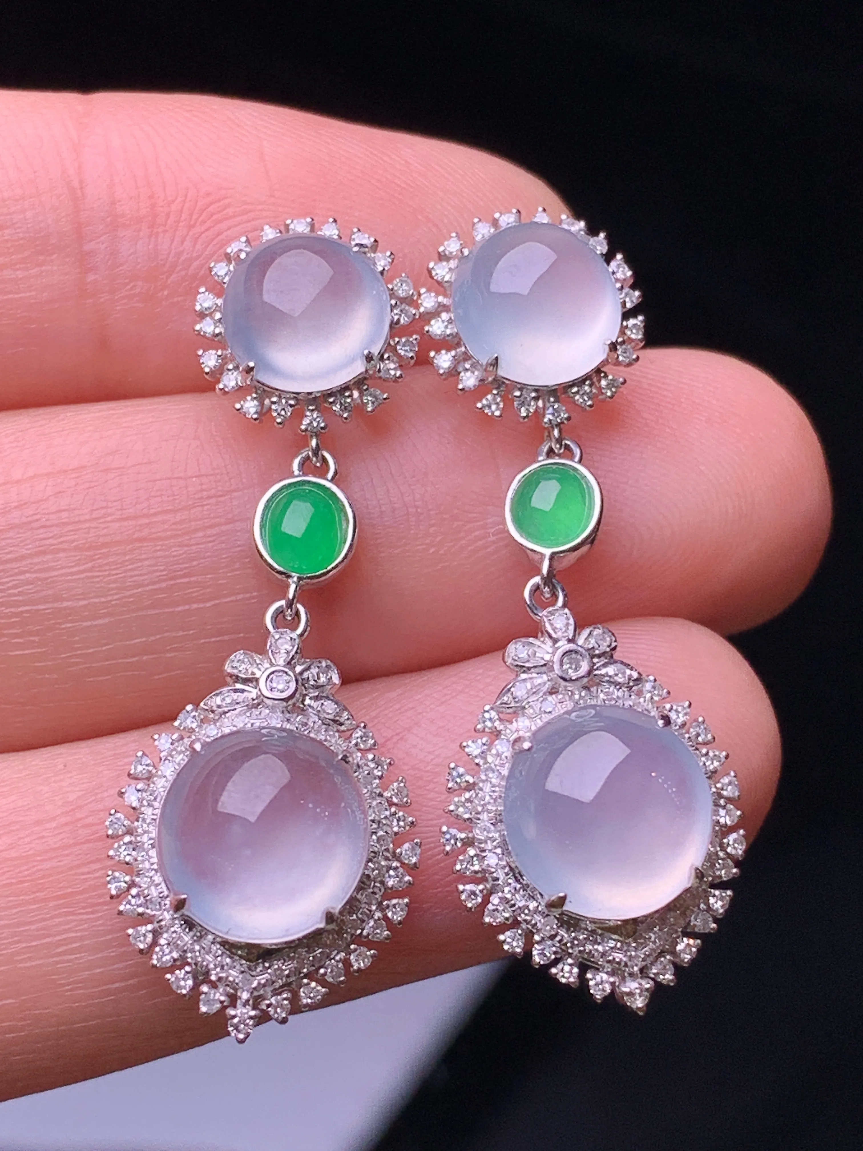 18k金钻镶嵌冰种蛋面组合耳坠 玉质细腻 色泽艳丽清新 整体尺寸33*12.5*8