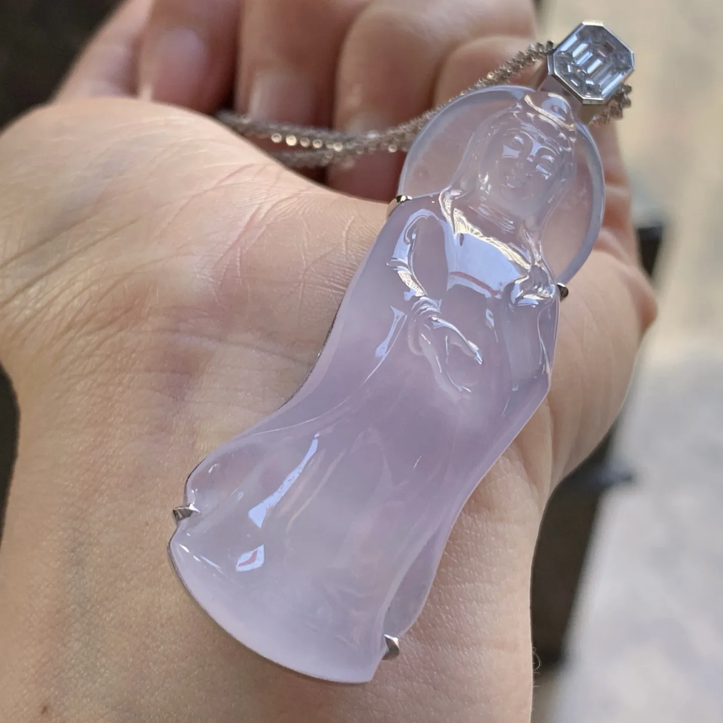 高冰粉紫观音
实物料子好 雕工精美