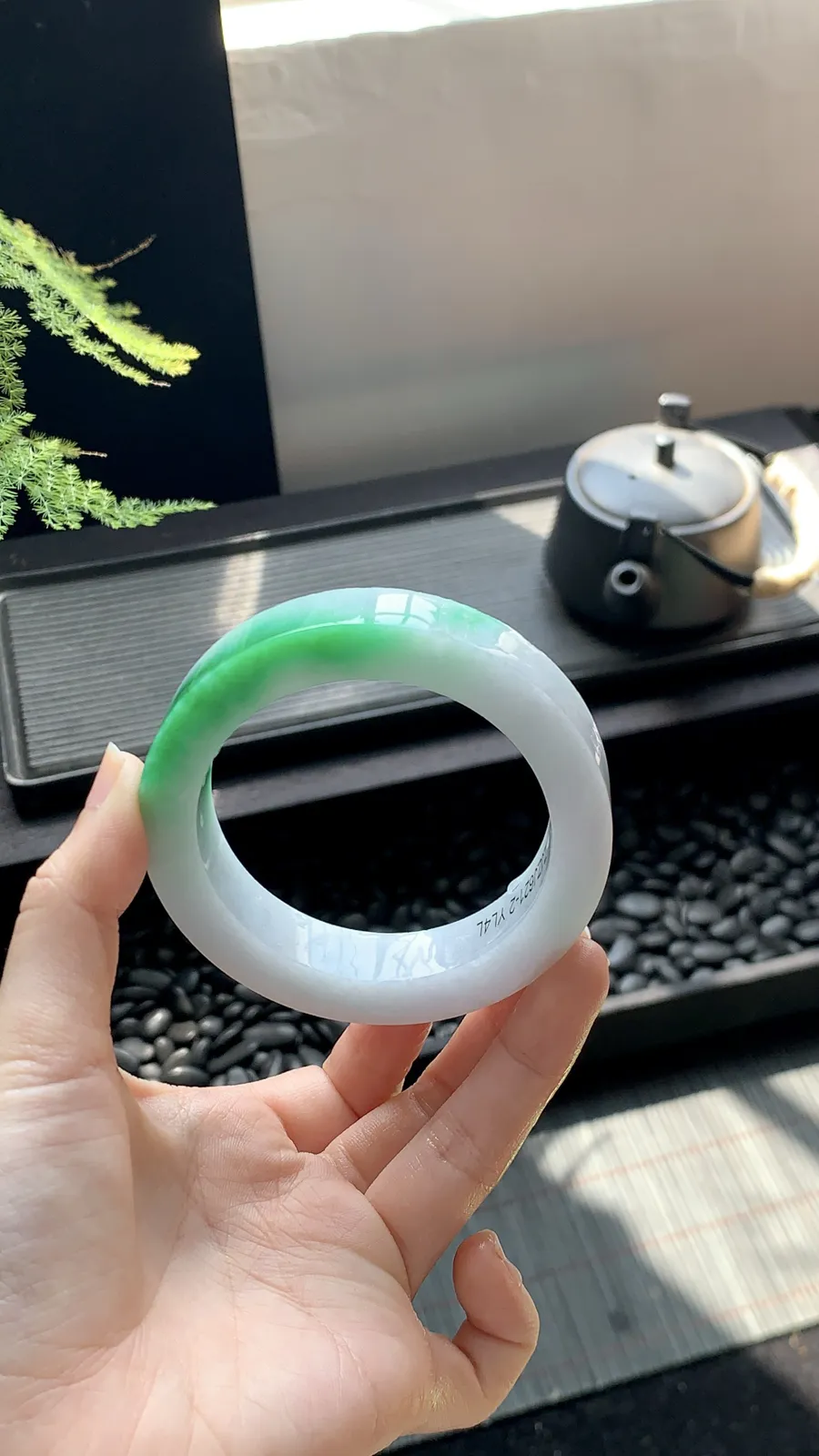 【阳绿白底青镯胚】