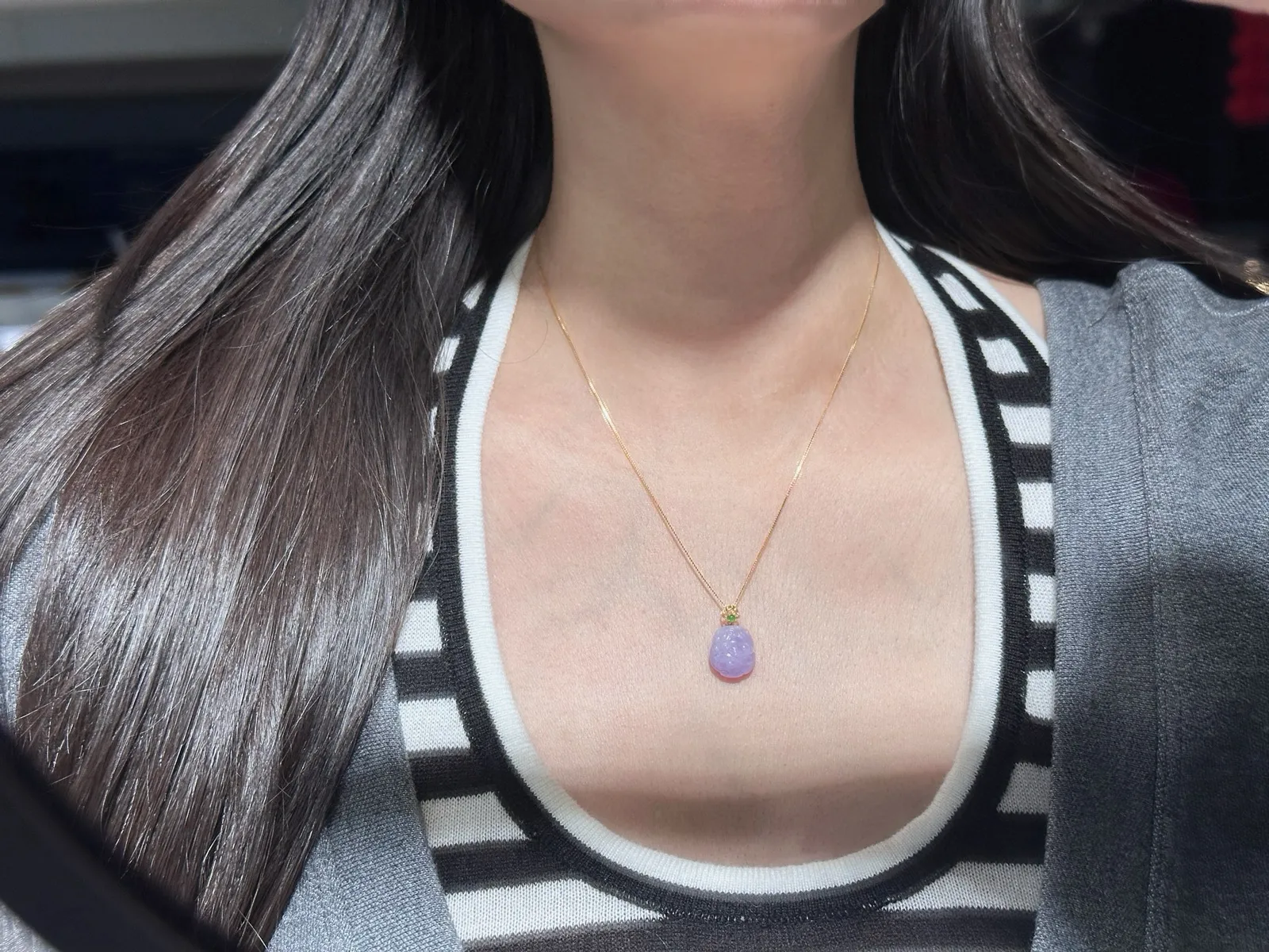 紫罗兰·貔貅
18k 镶嵌
色浓小巧