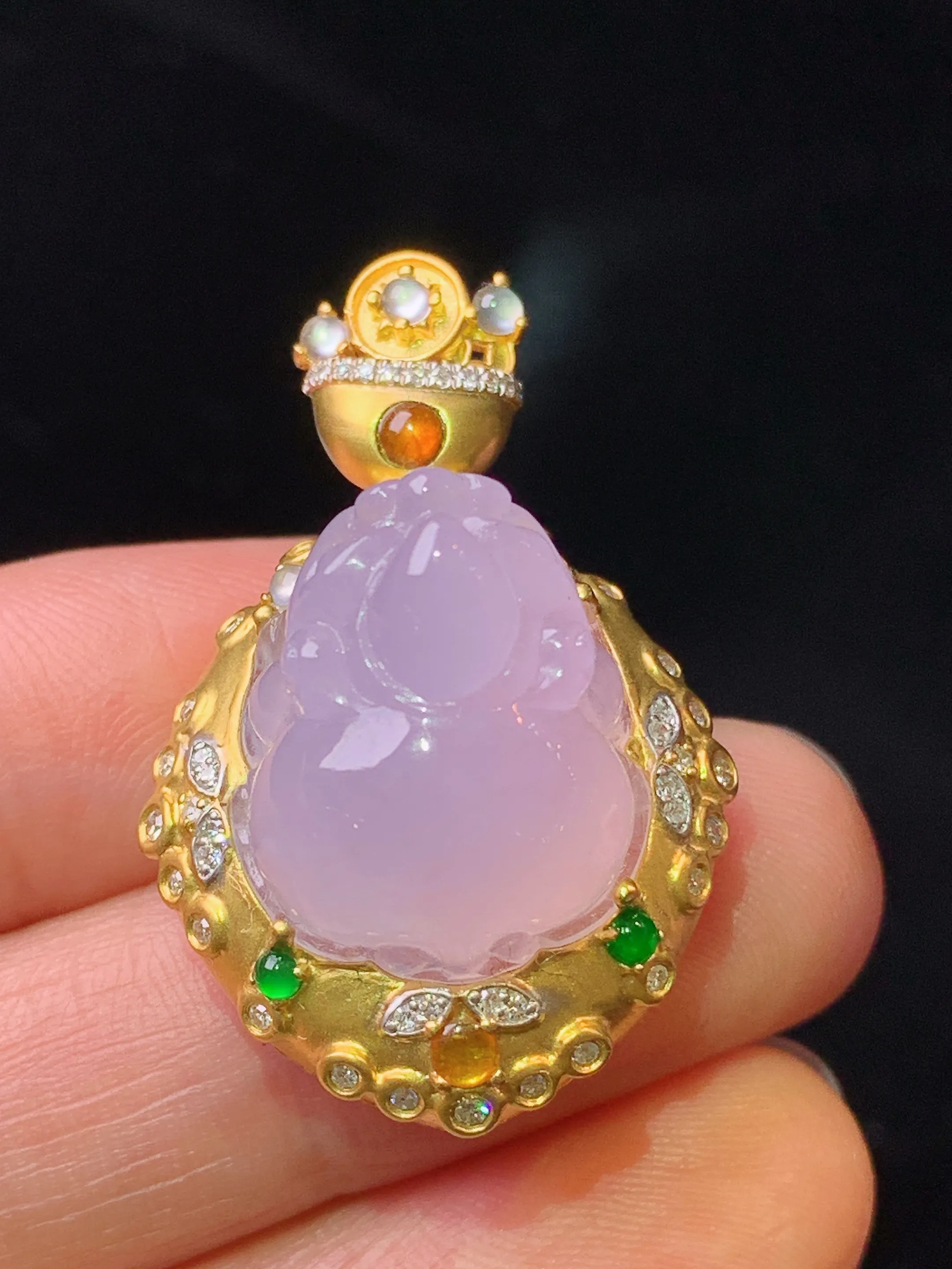 18k金钻镶嵌紫罗兰貔貅吊坠 玉质细腻 色泽艳丽清新 整体尺寸35.2*21.8*17.6