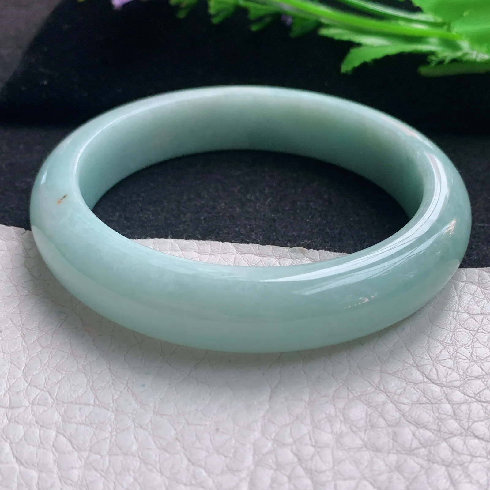 nr实拍59*13*7.8缅甸翡翠a货玉手镯浅绿正圈平安镯宽版玉手环