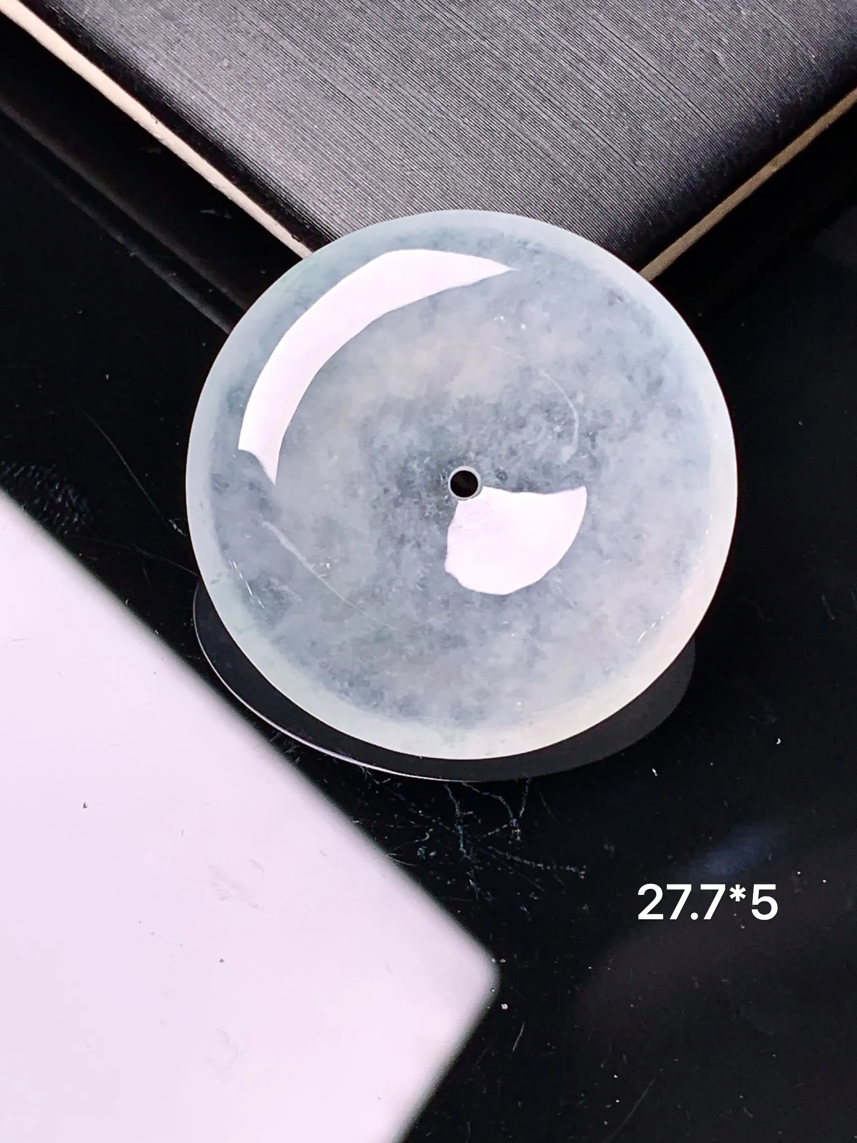 冰种平安扣吊坠 玉质细腻 色泽清新艳丽 整体尺寸27.7*5