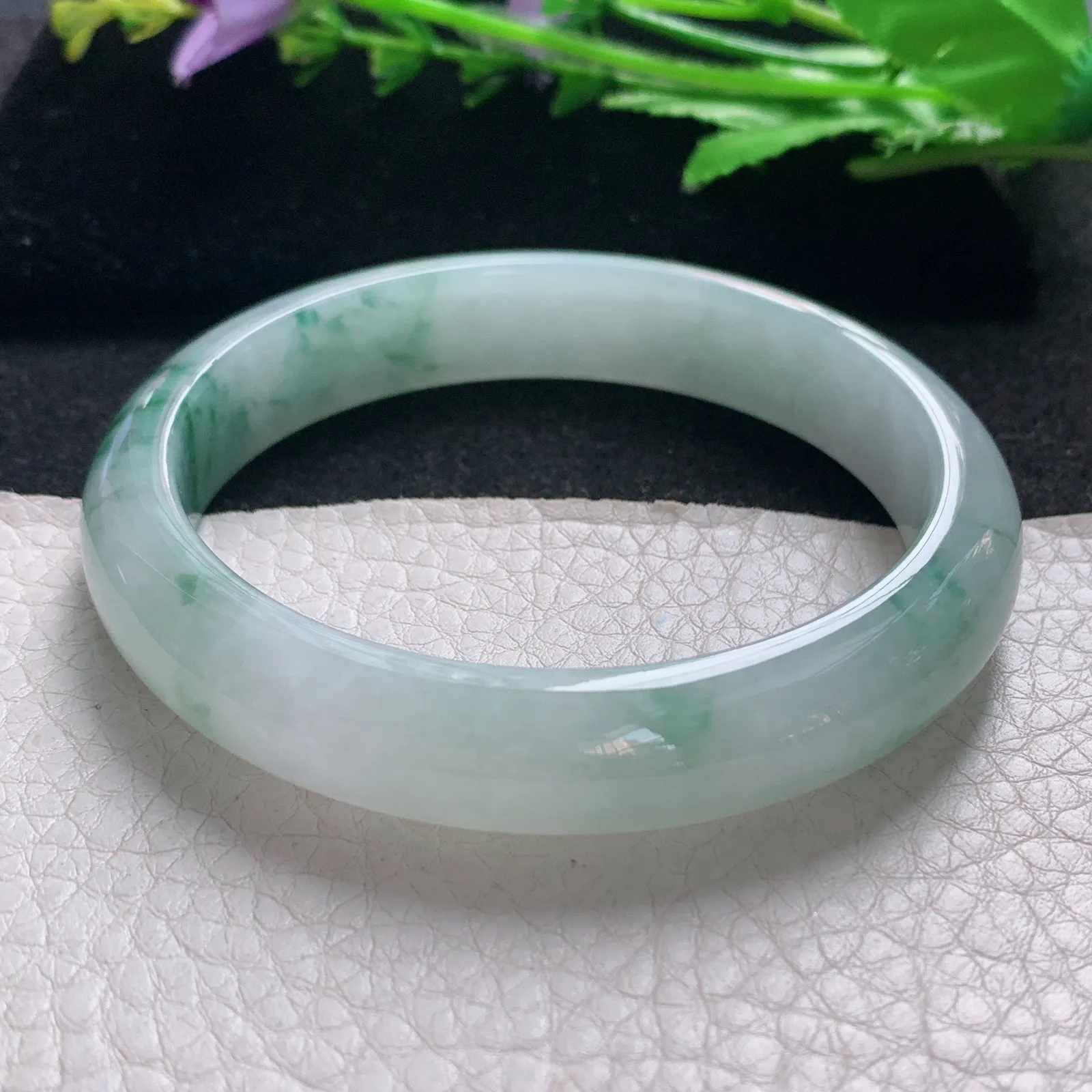 nr大圈口59.8*12*8缅甸翡翠a货玉手镯冰飘花正圈平安镯宽版玉手环