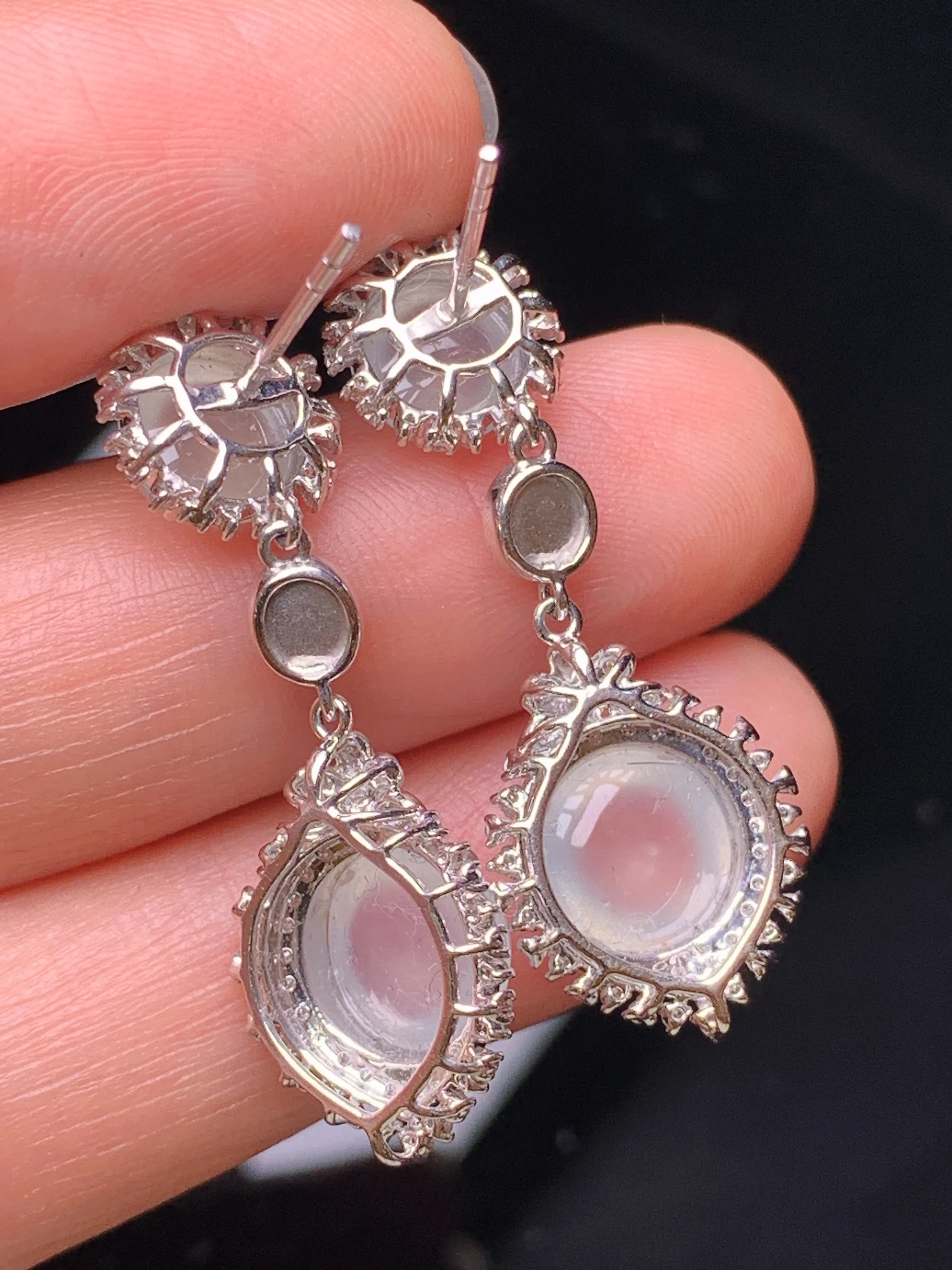 18k金钻镶嵌冰种蛋面组合耳坠 玉质细腻 色泽艳丽清新 整体尺寸33*12.5*8