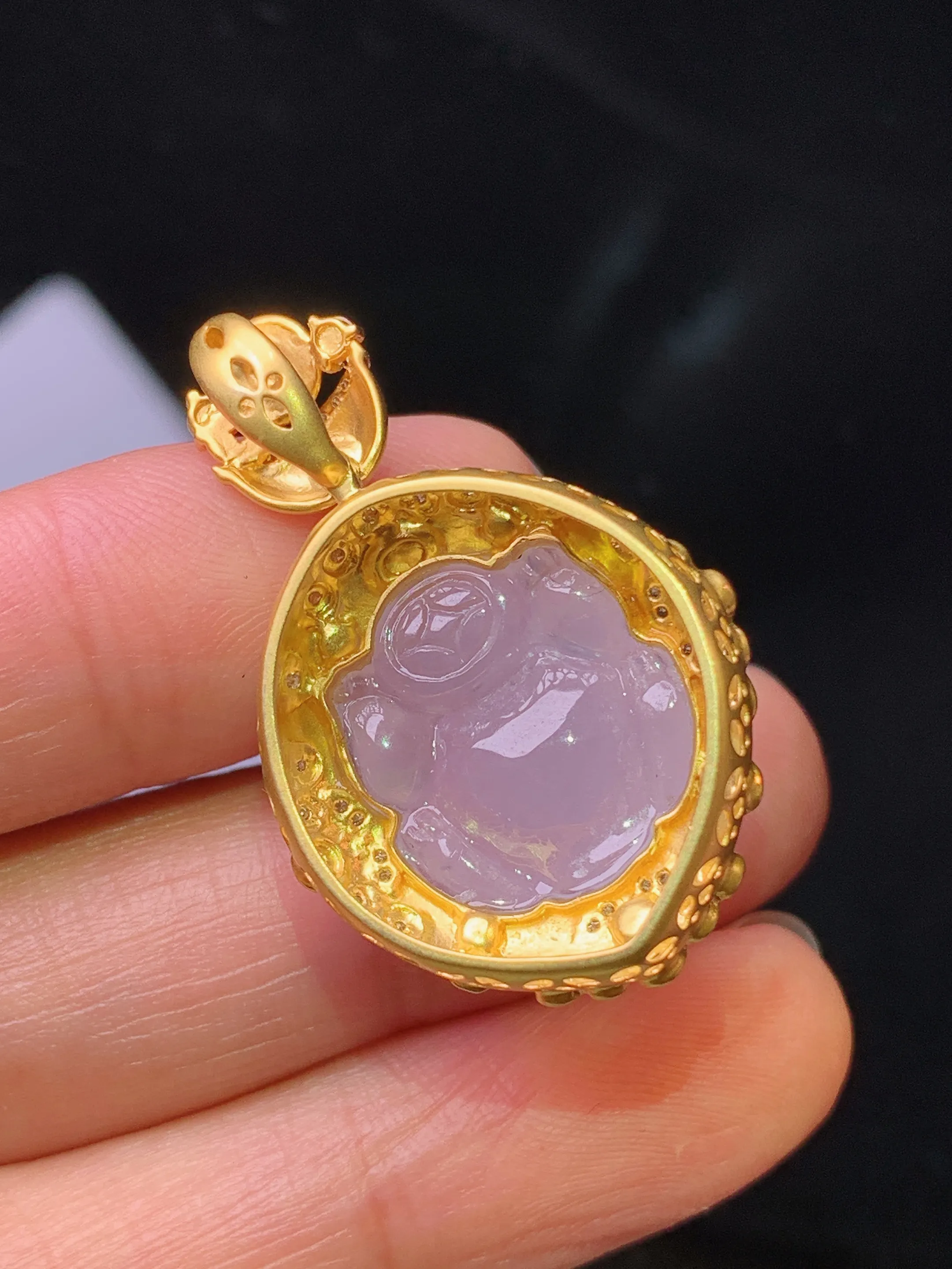 18k金钻镶嵌紫罗兰貔貅吊坠 玉质细腻 色泽艳丽清新 整体尺寸35.2*21.8*17.6