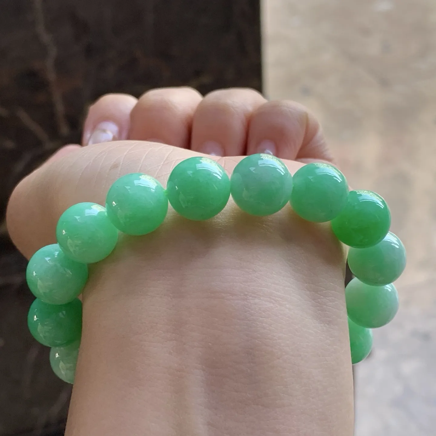 豆绿手串
佩戴大气～