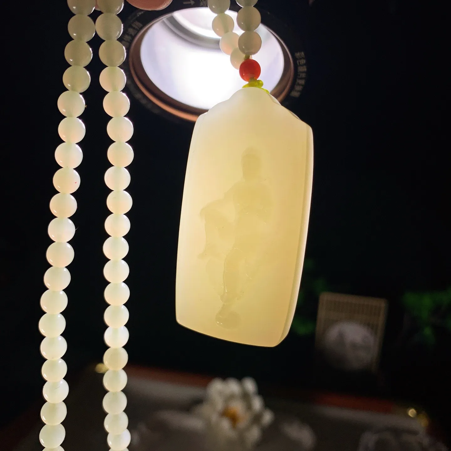 新疆和田玉黄口料观音挂件 尺寸54/27/11重62.5克 玉质细腻油润 底色纯净 脂粉好，品质好。lt260130