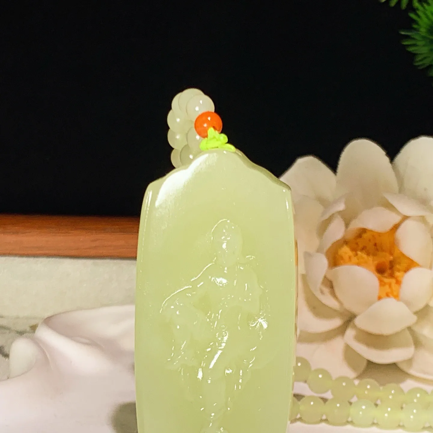 新疆和田玉黄口料观音挂件 尺寸54/27/11重62.5克 玉质细腻油润 底色纯净 脂粉好，品质好。lt260130