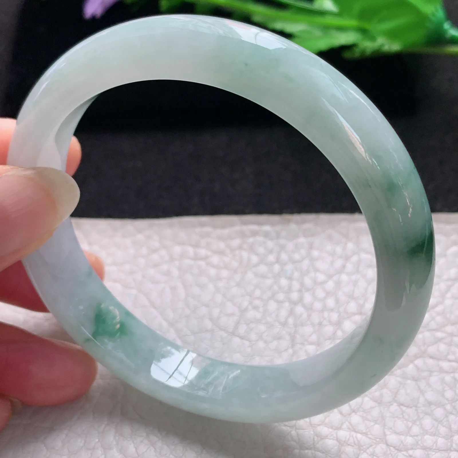 nr大圈口59.8*12*8缅甸翡翠a货玉手镯冰飘花正圈平安镯宽版玉手环