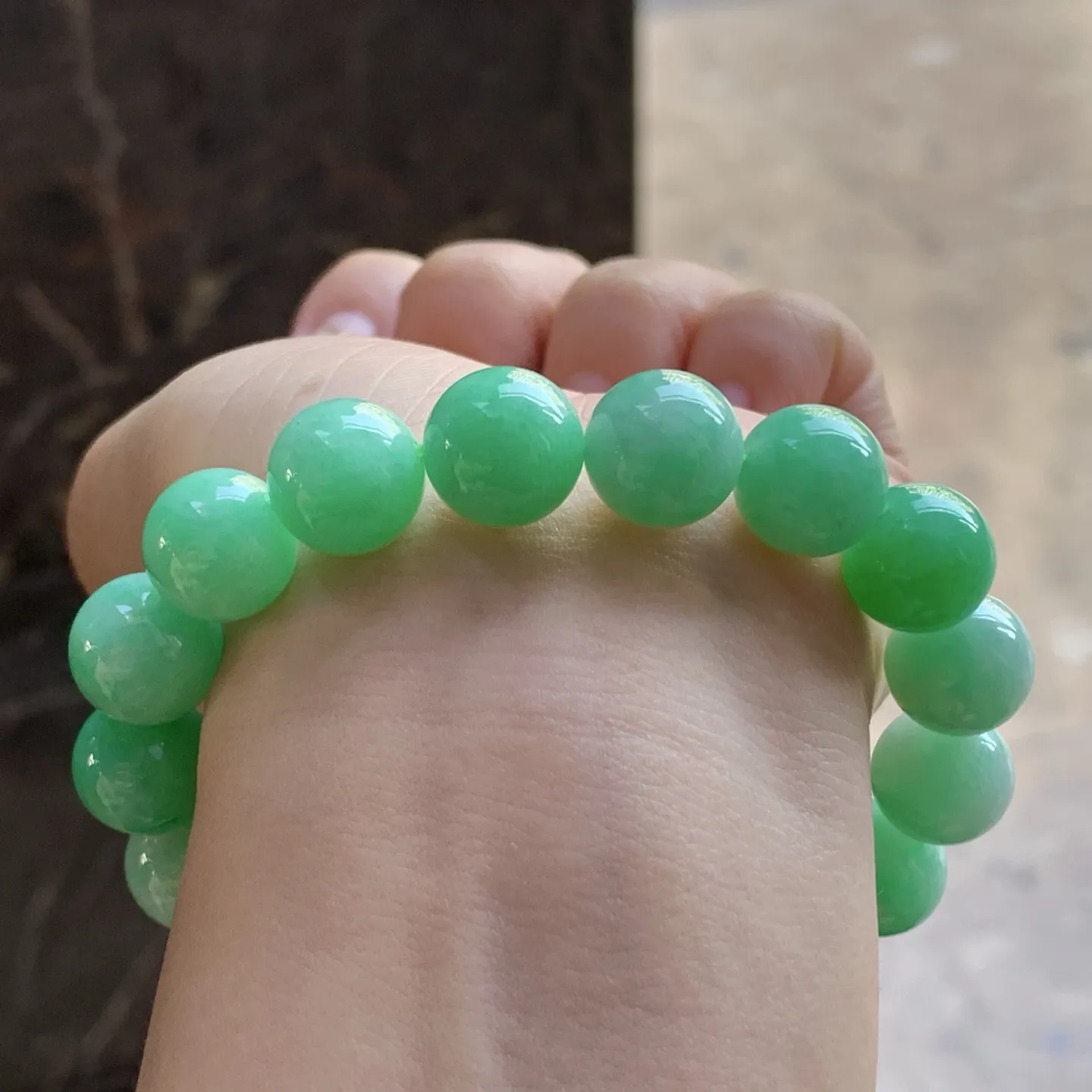 豆绿手串
佩戴大气～