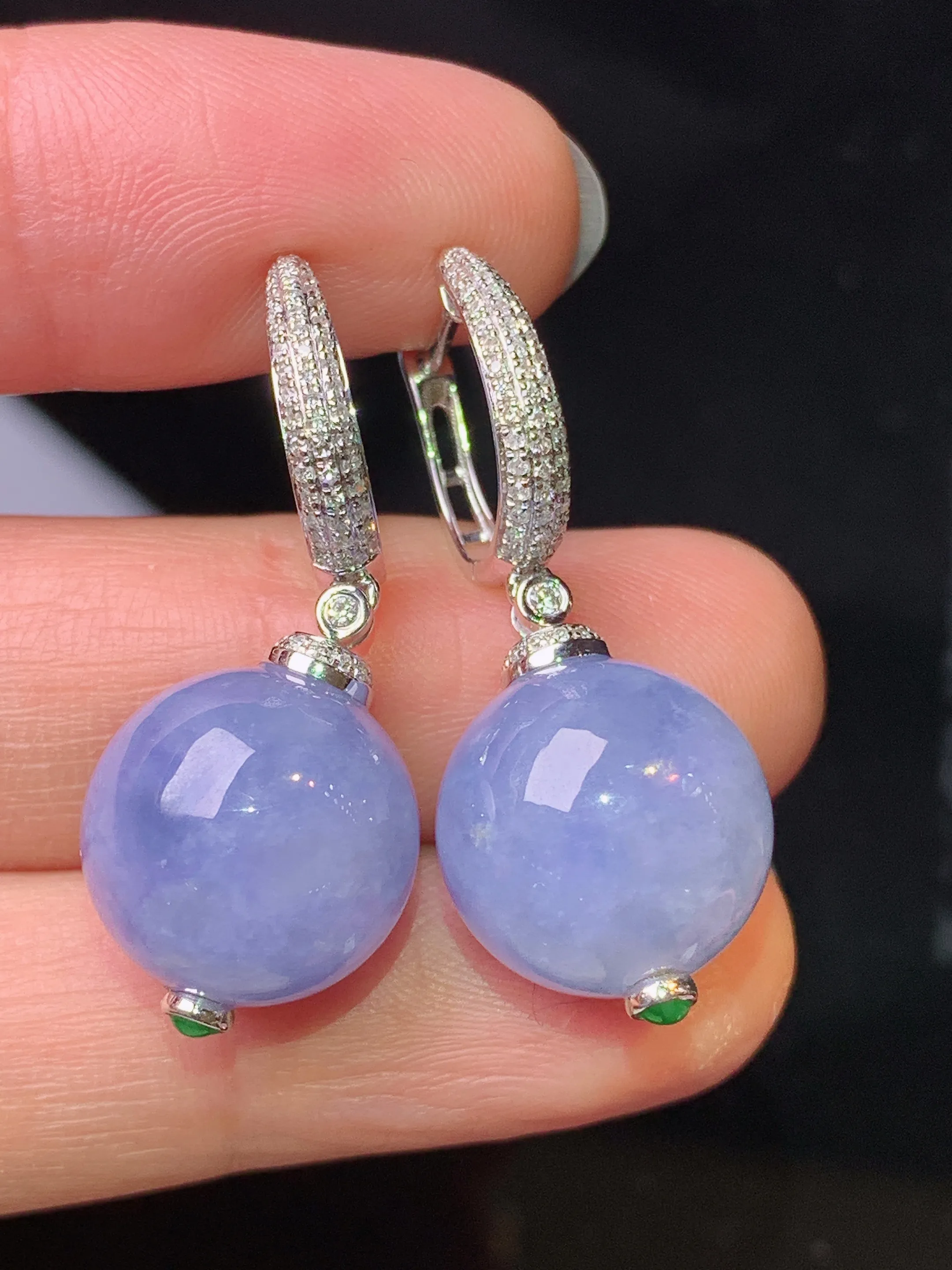 18k金钻镶嵌紫罗兰圆珠耳坠  玉质细腻 色泽艳丽清新 整体尺寸32.2*13