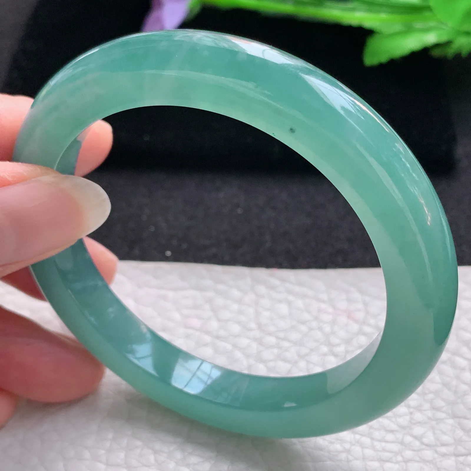 nr实拍56.5*9.5*9.5 翡翠a货玉手镯冰蓝韵正圈平安镯宽版玉手环