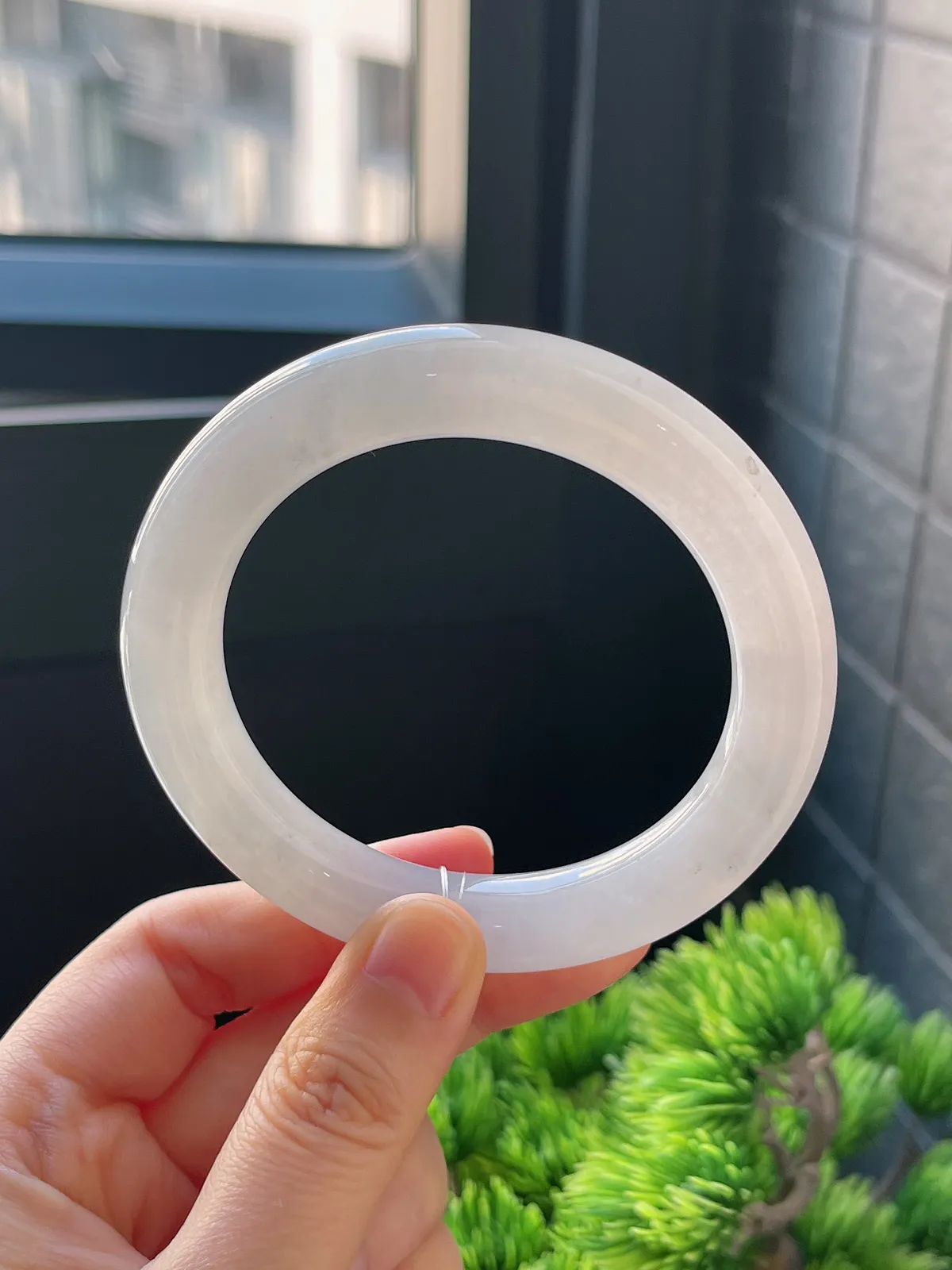 圆镯55圈口，翡翠冰糯种白色手镯