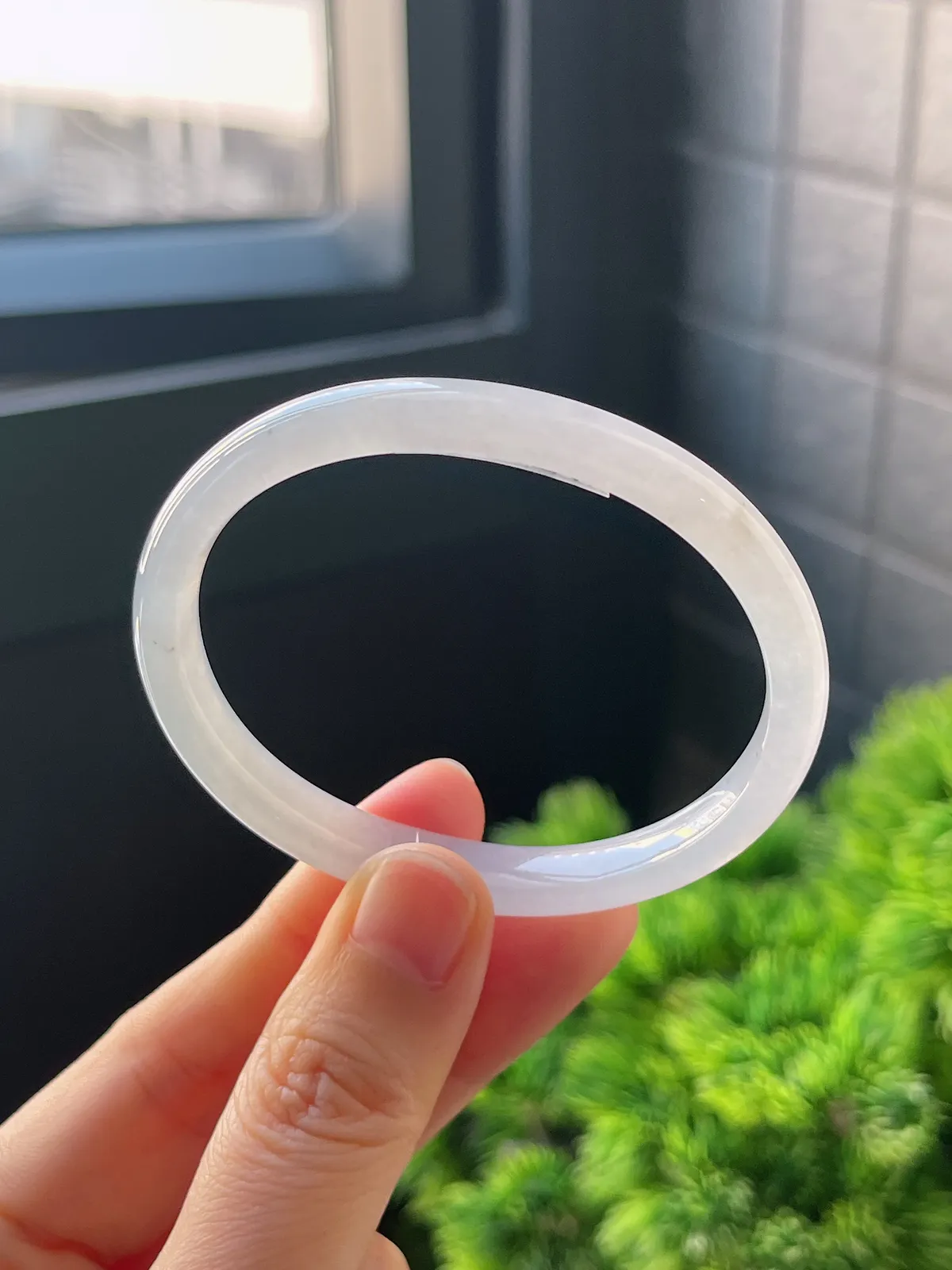 贵妃镯52.7圈口，翡翠冰种白色手镯